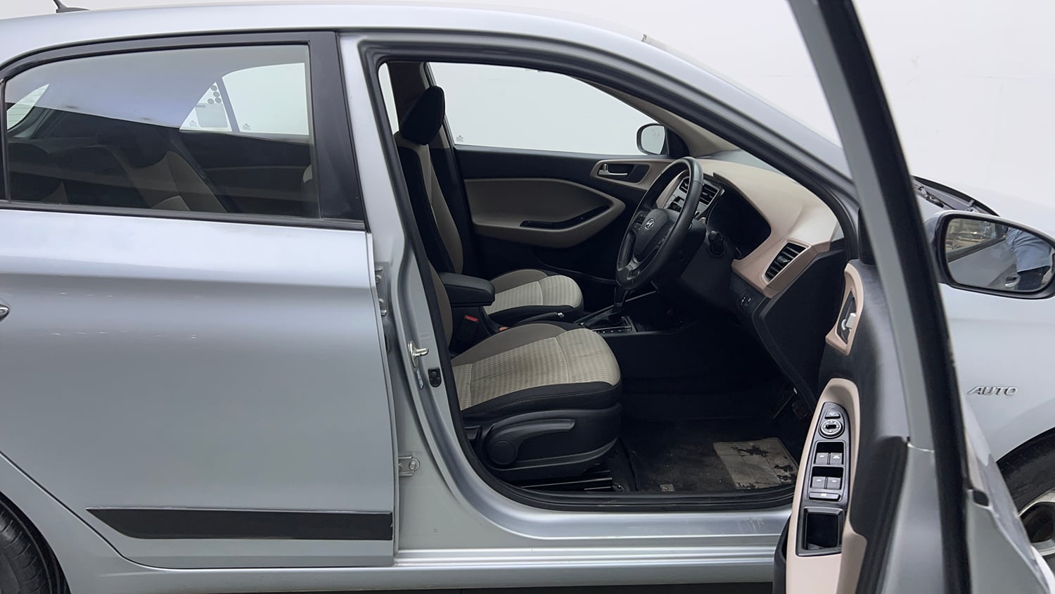 Used 2019 Hyundai Elite i20 Asta 1.2 (O) CVT Petrol Automatic interior RIGHT SIDE FRONT DOOR CABIN VIEW