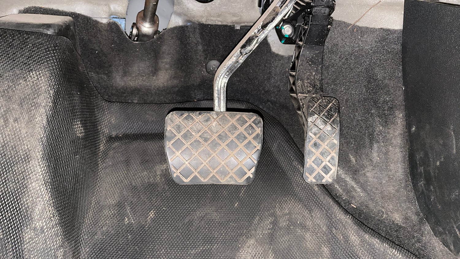 Used 2022 Volkswagen Virtus Topline 1.0 TSI AT Petrol Automatic interior PEDALS VIEW