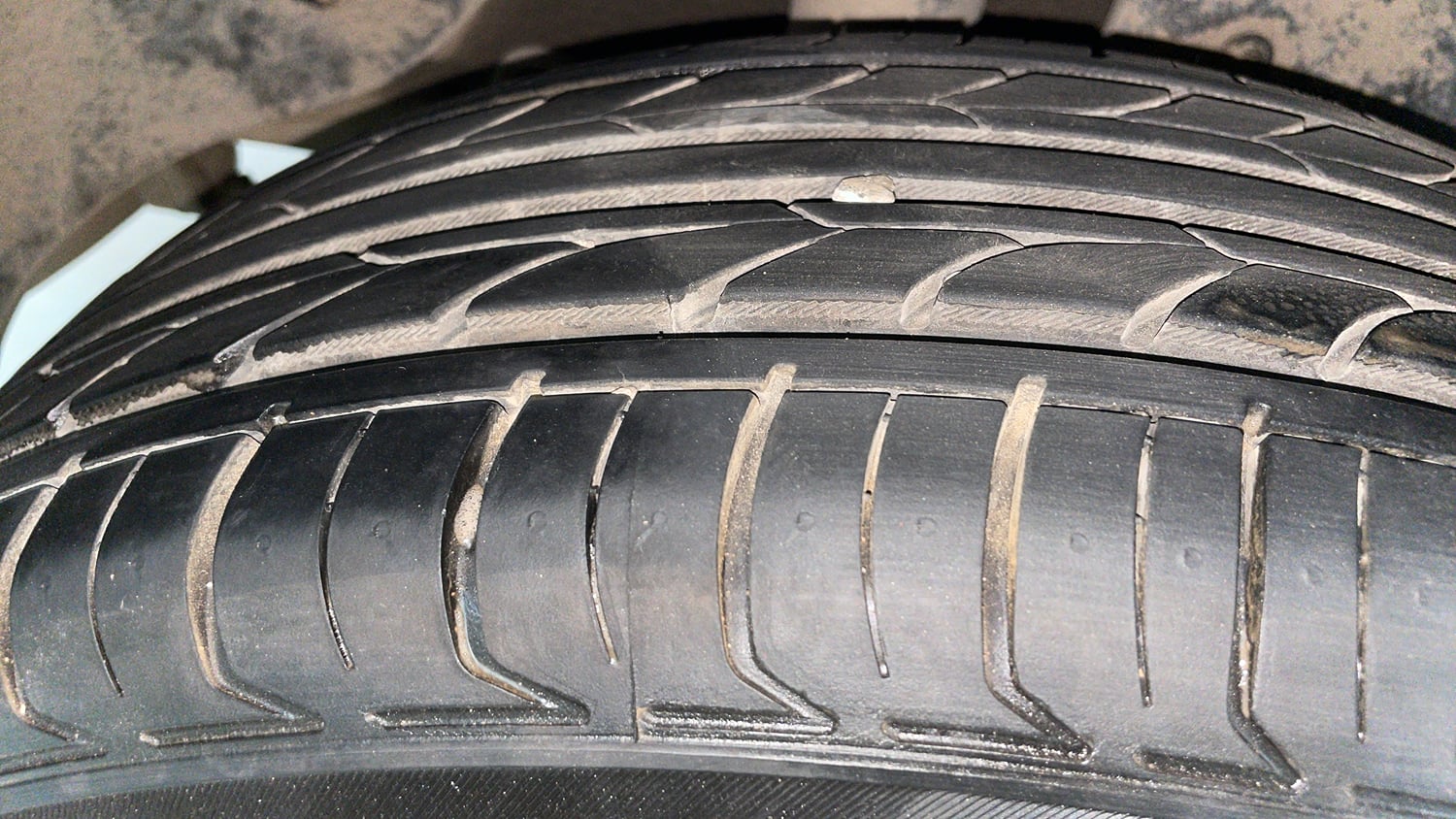 Used 2016 Hyundai Creta 1.6 SX Plus Petrol Petrol Manual tyres RIGHT REAR TYRE TREAD VIEW