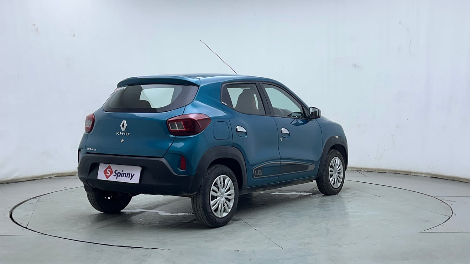 Used 2022 Renault Kwid RXT 1.0 (O) Petrol Manual exterior RIGHT REAR CORNER VIEW