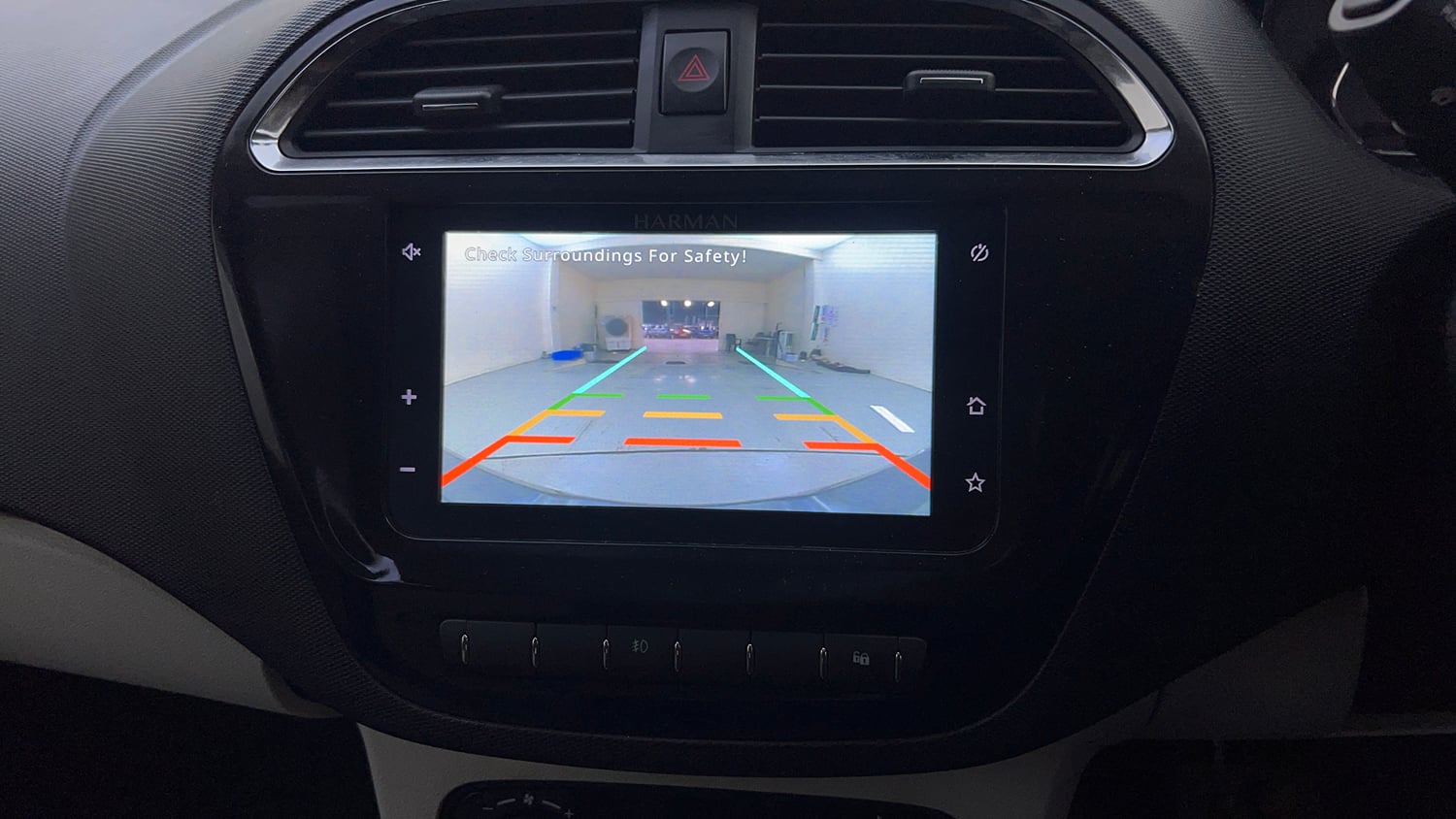 Used 2024 Tata Tiago XZA Plus Petrol Automatic top_features Rear camera