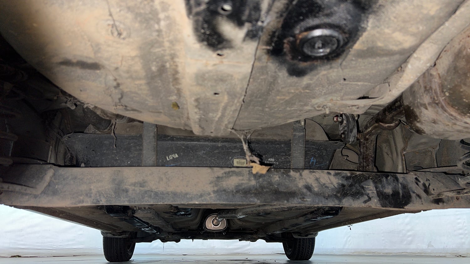 Used 2016 Hyundai Grand i10 Sportz 1.2 Kappa VTVT Petrol Manual extra REAR UNDERBODY VIEW (TAKEN FROM REAR)