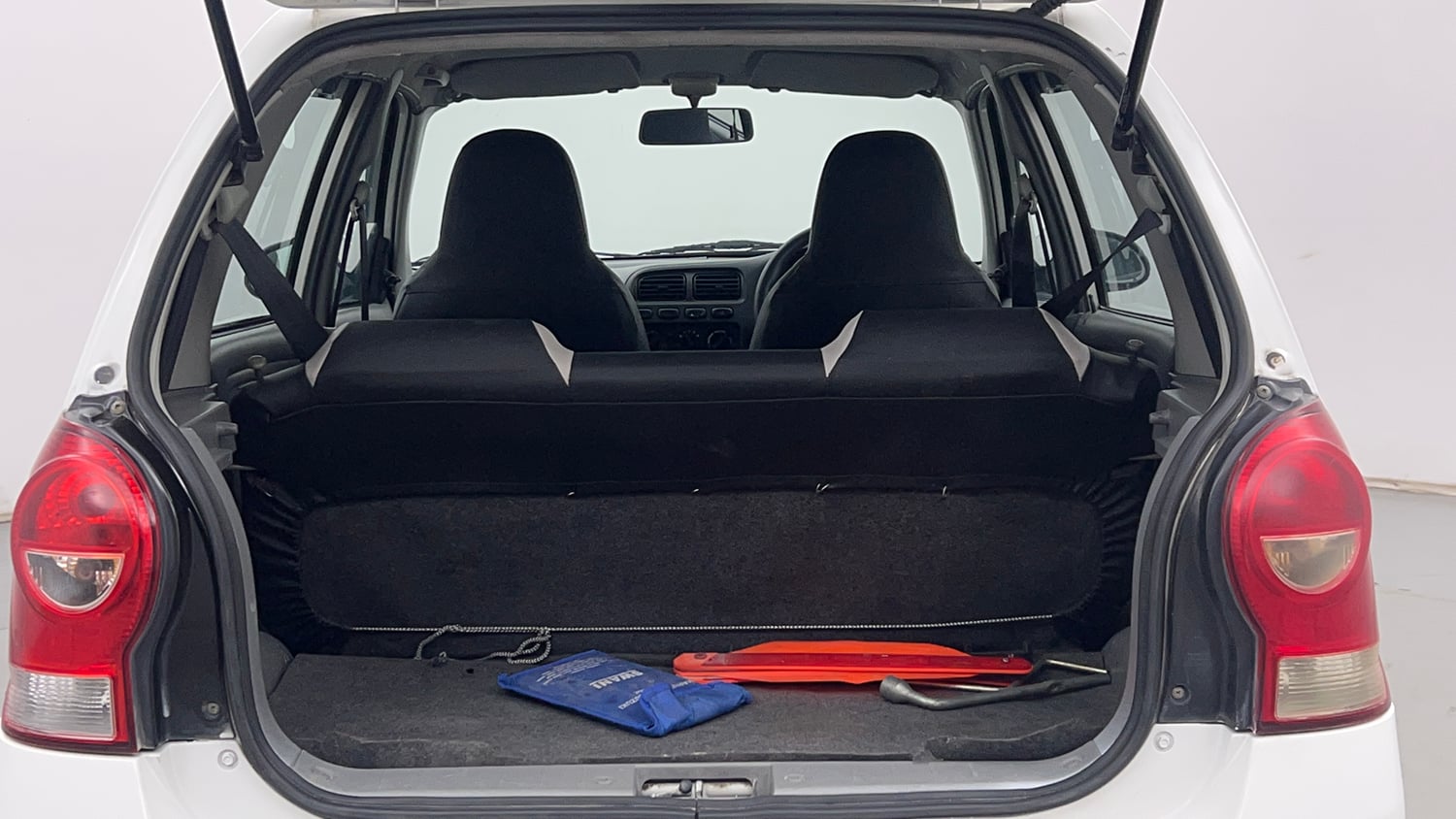 Used 2013 Maruti Suzuki Alto K10 VXi Petrol Manual interior DICKY INSIDE VIEW