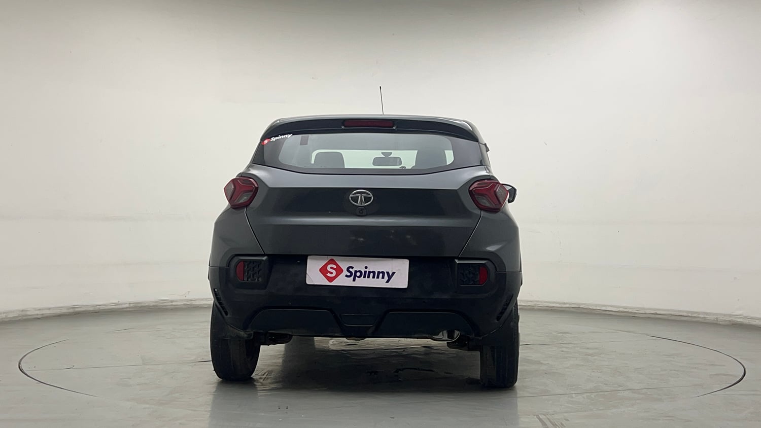 Used 2022 Tata Punch Accomplished MT Petrol Manual exterior BACK VIEW