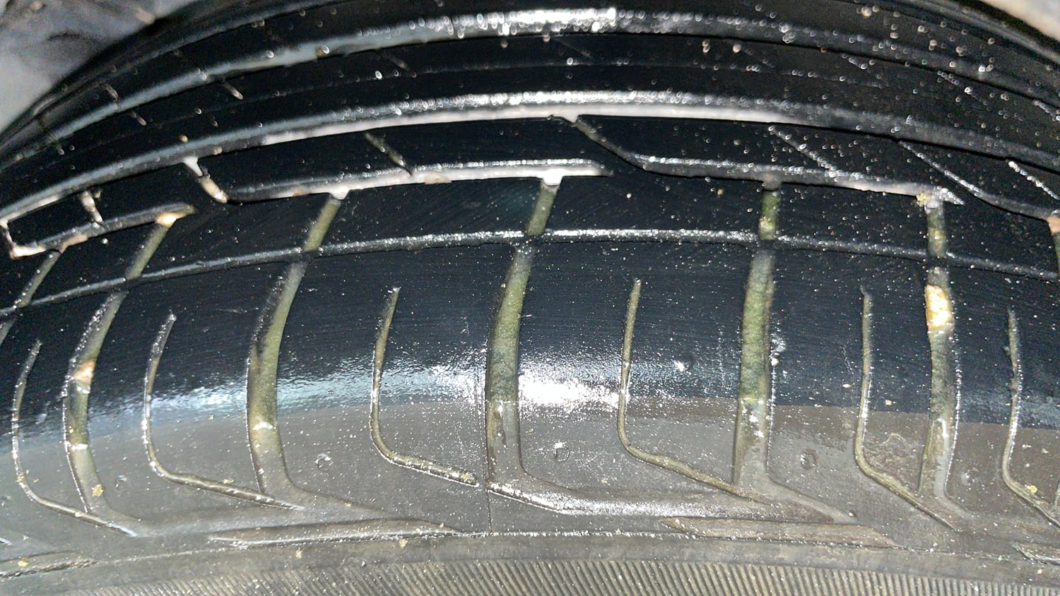 Used 2023 Tata Nexon XZ Plus Petrol Manual tyres RIGHT REAR TYRE TREAD VIEW