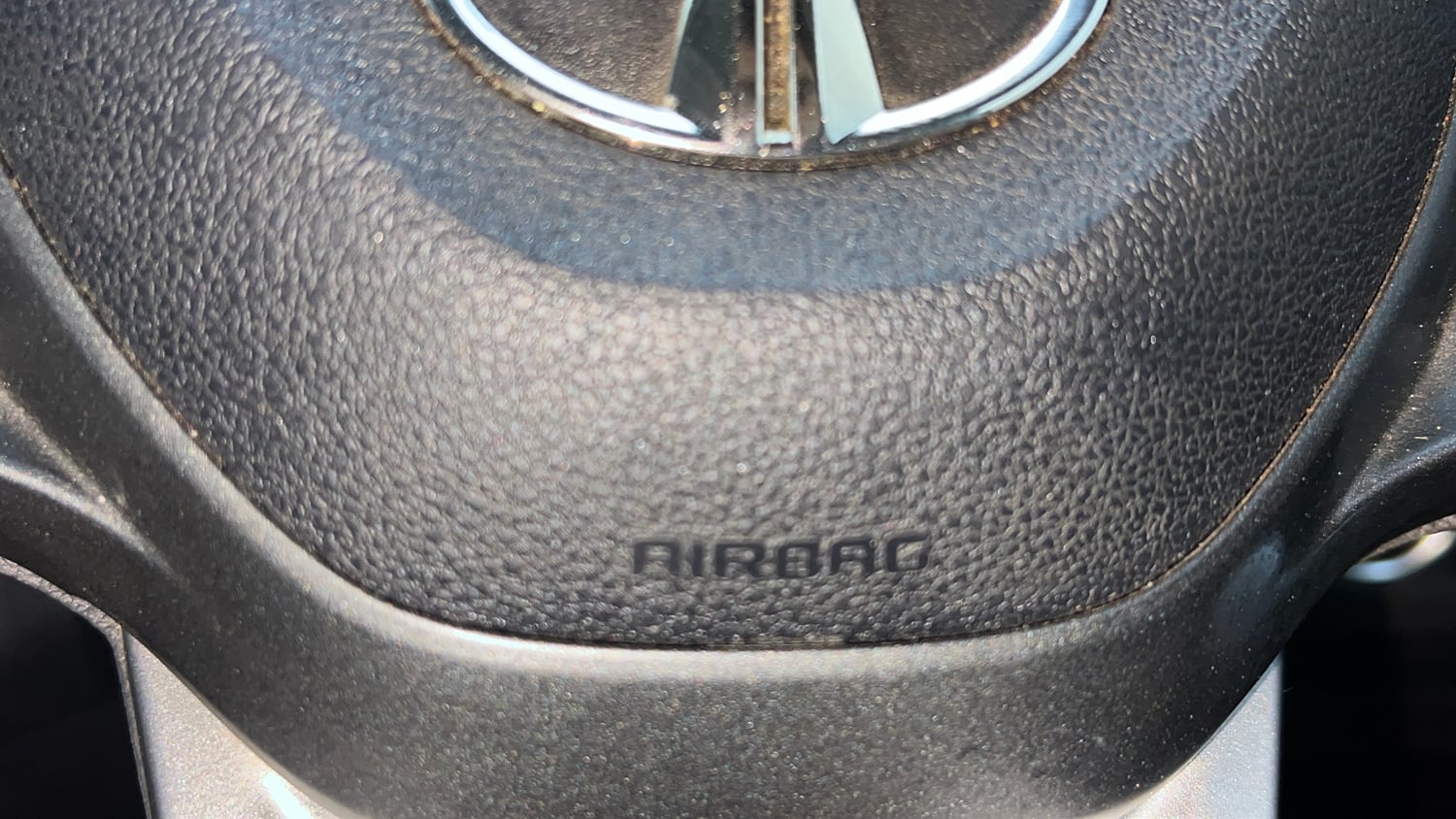 Used 2023 Tata Punch Accomplished AMT Petrol Automatic top_features Airbags