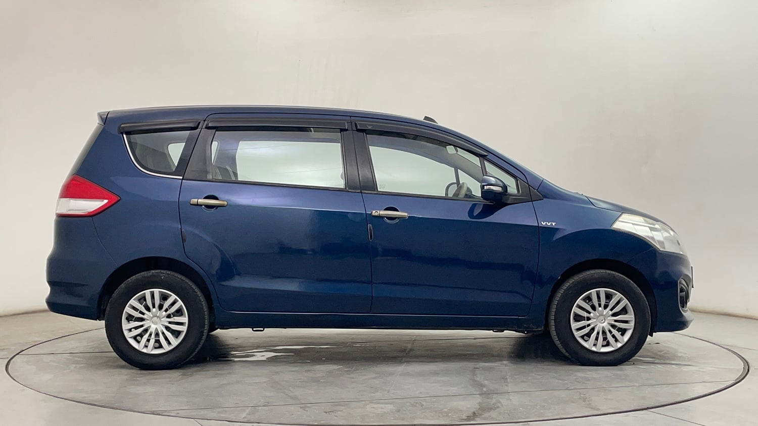 Used 2016 Maruti Suzuki Ertiga VXI AT Petrol Automatic exterior RIGHT SIDE VIEW