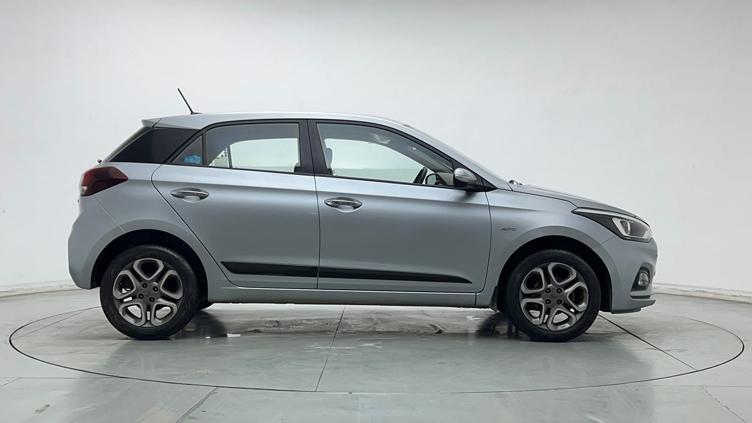 Used 2019 Hyundai Elite i20 Asta 1.2 (O) CVT Petrol Automatic exterior RIGHT SIDE VIEW