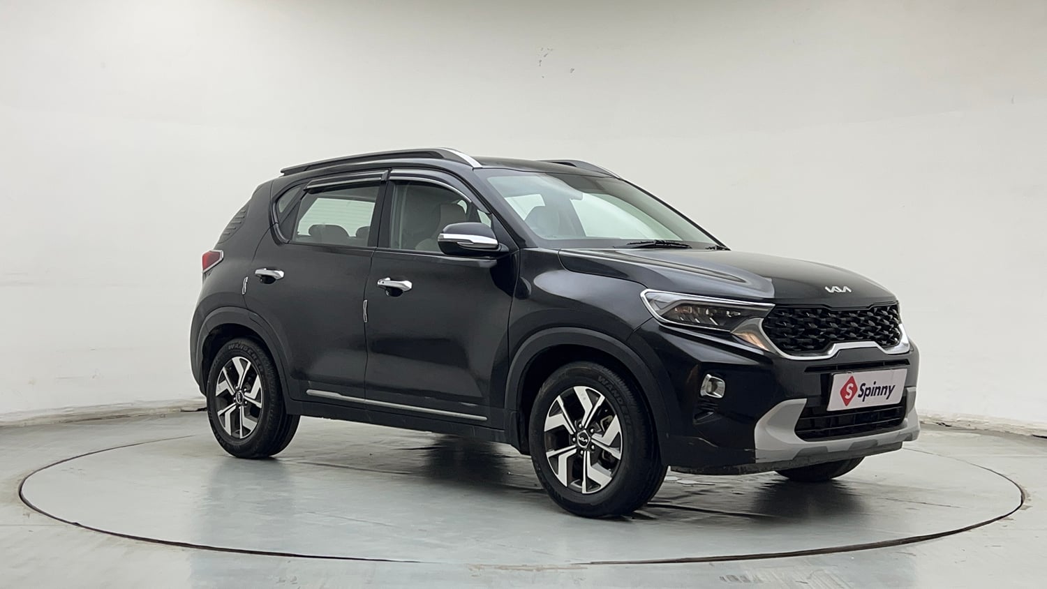 Used 2023 Kia Sonet HTX 1.0 Turbo Petrol DCT Petrol Automatic exterior RIGHT FRONT CORNER VIEW