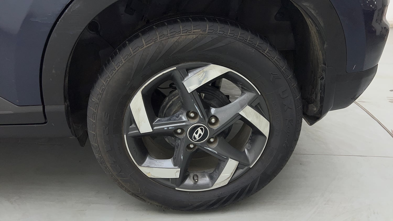 Used 2019 hyundai Venue SX 1.0 Turbo Petrol Petrol Manual tyres LEFT REAR TYRE RIM VIEW