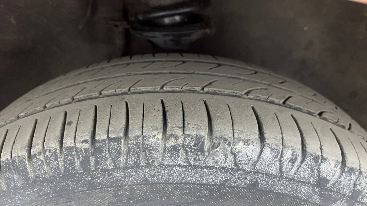 Used 2015 Maruti Suzuki Alto K10 VXi (O) Petrol Manual tyres RIGHT FRONT TYRE TREAD VIEW