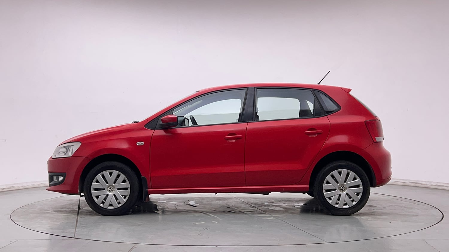 Used 2014 Volkswagen Polo Comfortline 1.2L (P) Petrol Manual exterior LEFT SIDE VIEW