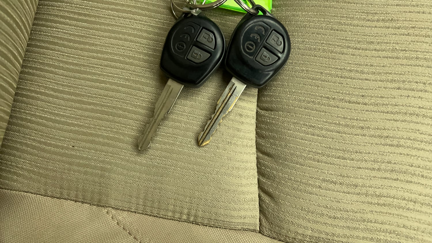 Used 2016 Maruti Suzuki Ciaz VXi+ Petrol Manual extra CAR KEY VIEW