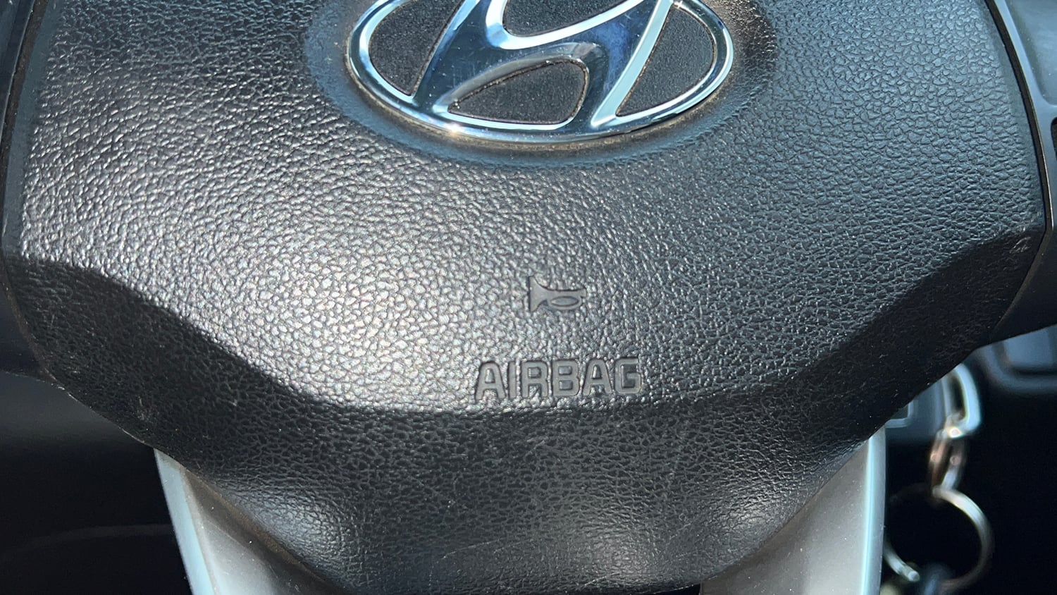 Used 2019 hyundai Venue SX 1.0 Turbo Petrol Petrol Manual top_features Airbags