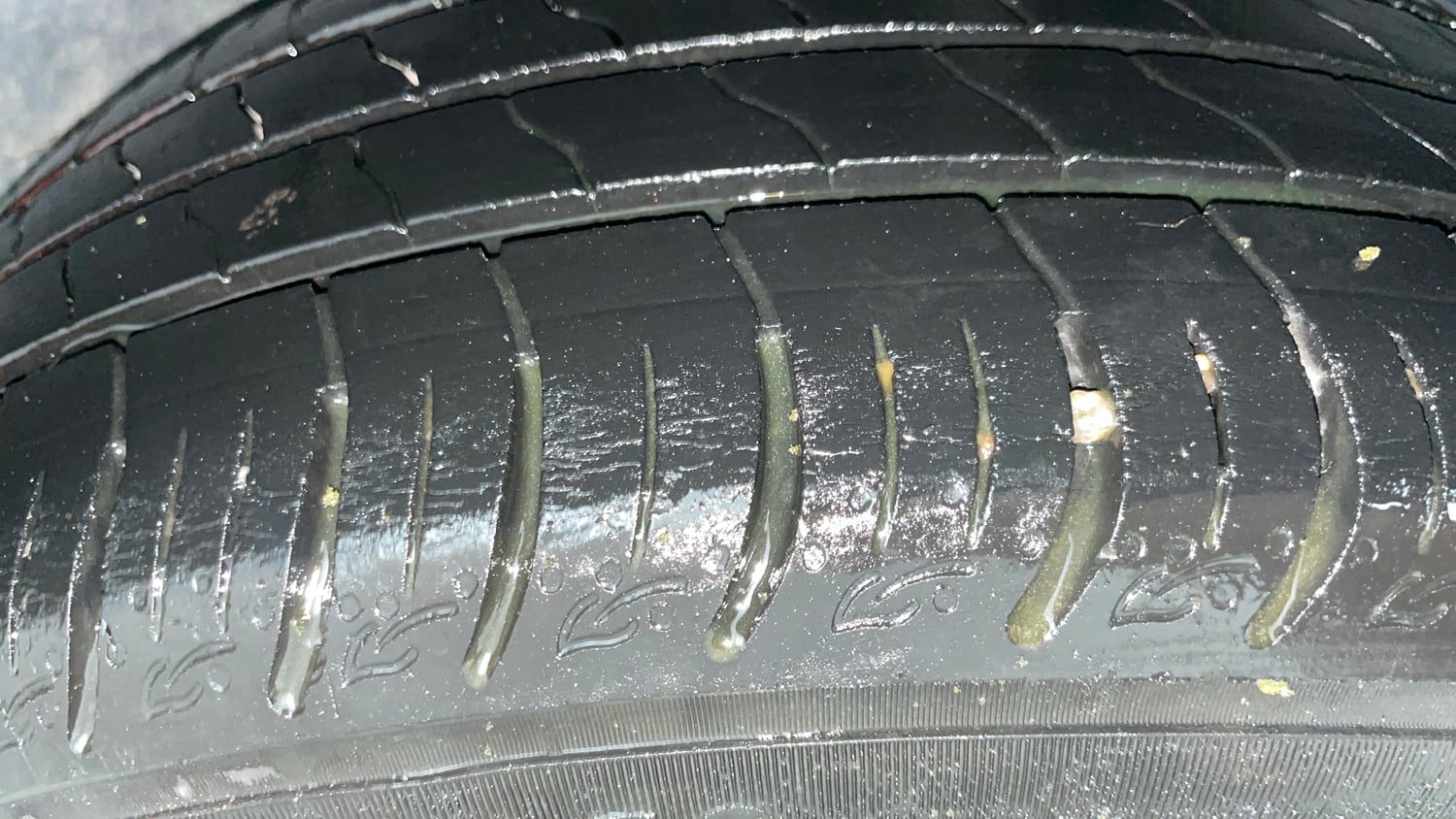Used 2020 Tata Altroz XT Petrol Petrol Manual tyres LEFT REAR TYRE TREAD VIEW