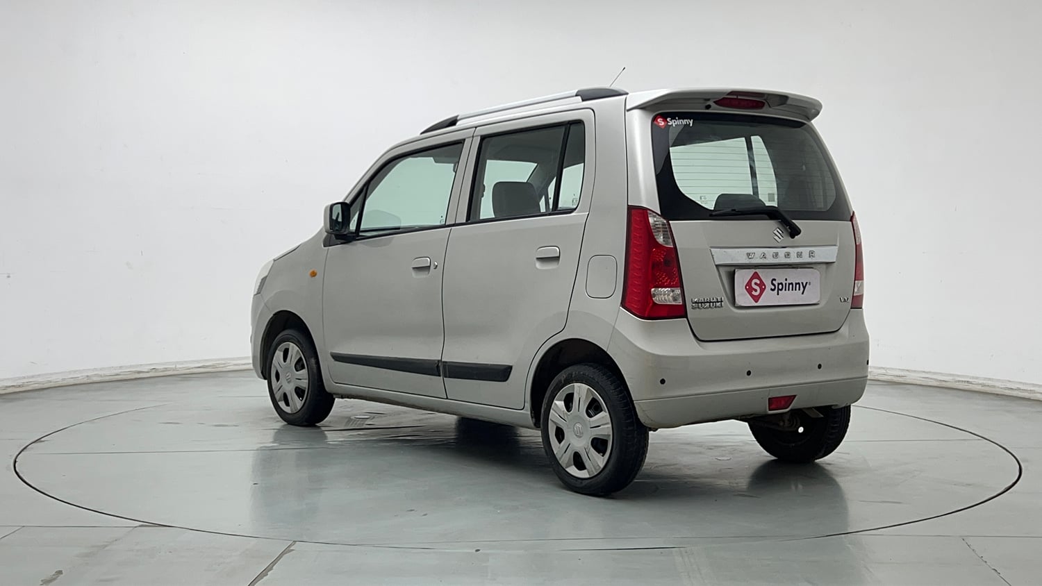 Used 2014 Maruti Suzuki Wagon R VXI Petrol Manual exterior LEFT REAR CORNER VIEW