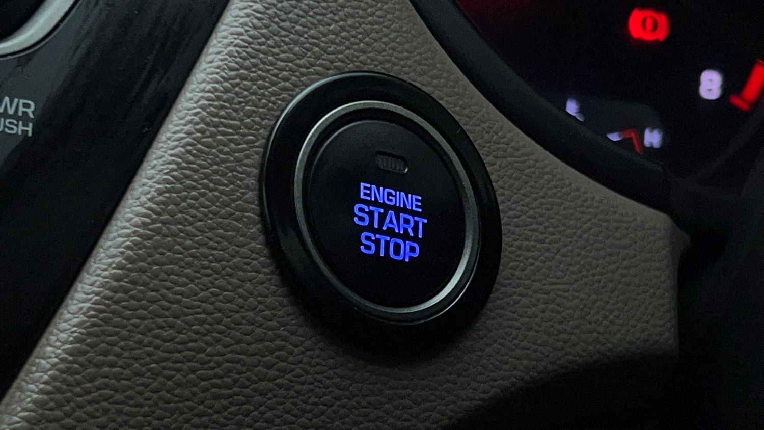 Used 2019 Hyundai Elite i20 Asta 1.2 (O) CVT Petrol Automatic top_features Keyless start
