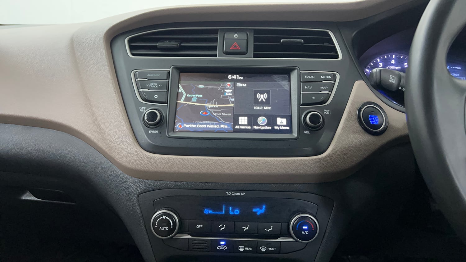 Used 2018 Hyundai Elite i20 Asta 1.2 (O) Petrol Manual interior MUSIC SYSTEM & AC CONTROL VIEW