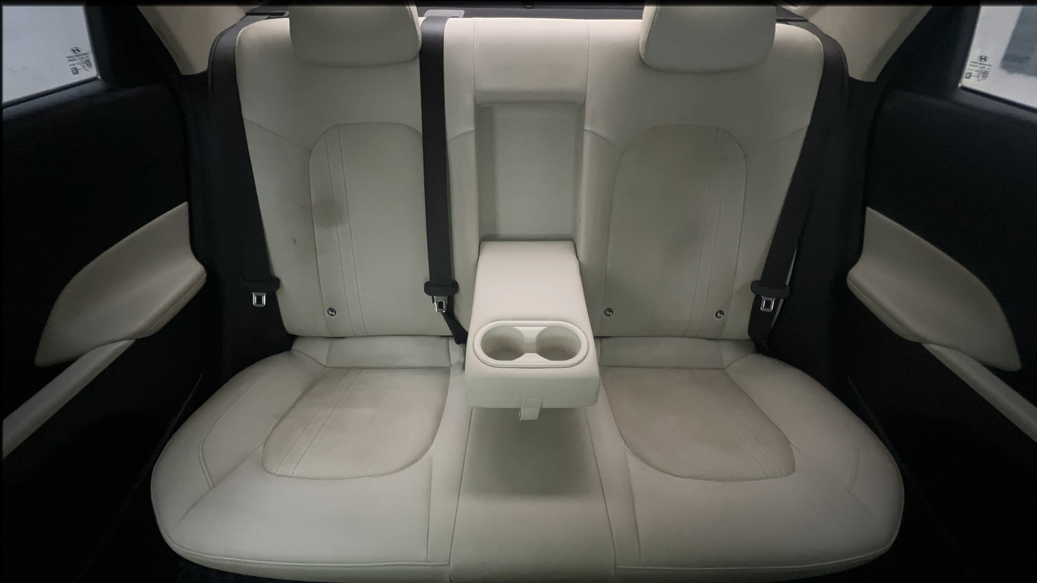 Used 2023 Hyundai Verna SX (O)1.5 MPi Petrol Manual interior REAR SEAT CONDITION VIEW