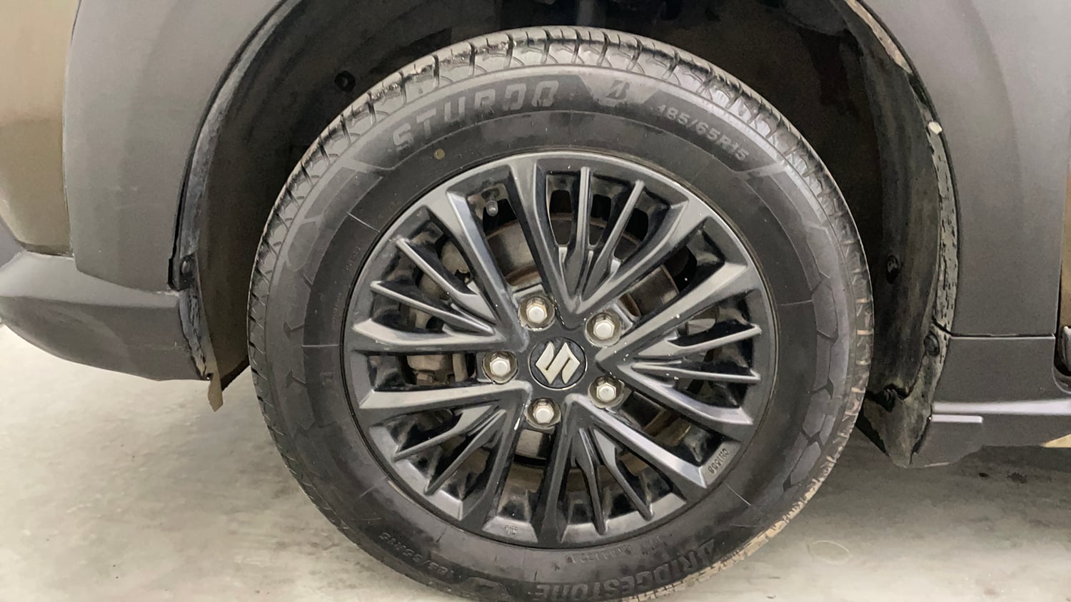 Used 2019 Maruti Suzuki XL6 Alpha AT Petrol Petrol Automatic tyres LEFT FRONT TYRE RIM VIEW