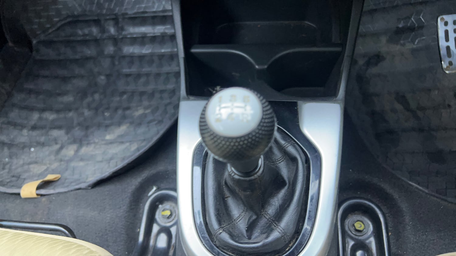 Used 2016 Honda Jazz SV Petrol Petrol Manual interior GEAR  KNOB VIEW
