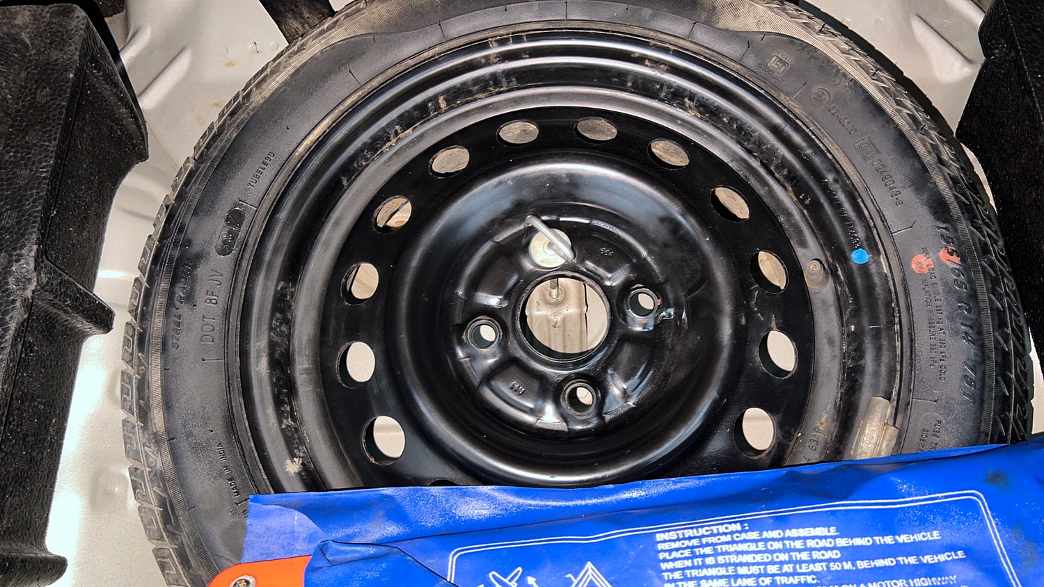 Used 2014 Maruti Suzuki Wagon R VXI Petrol Manual tyres SPARE TYRE VIEW