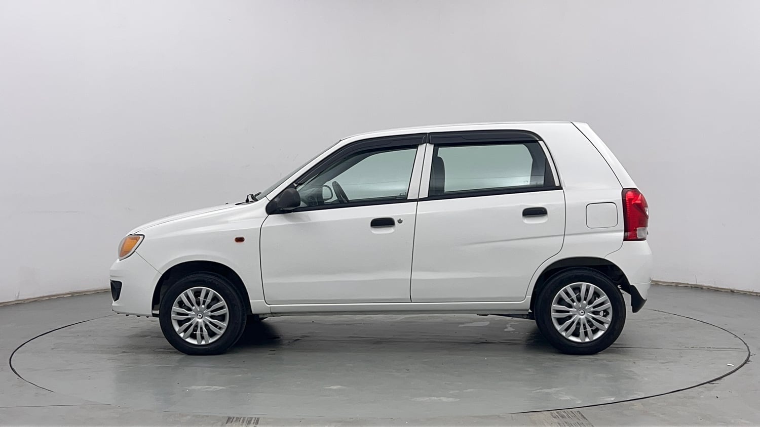 Used 2013 Maruti Suzuki Alto K10 VXi Petrol Manual exterior LEFT SIDE VIEW