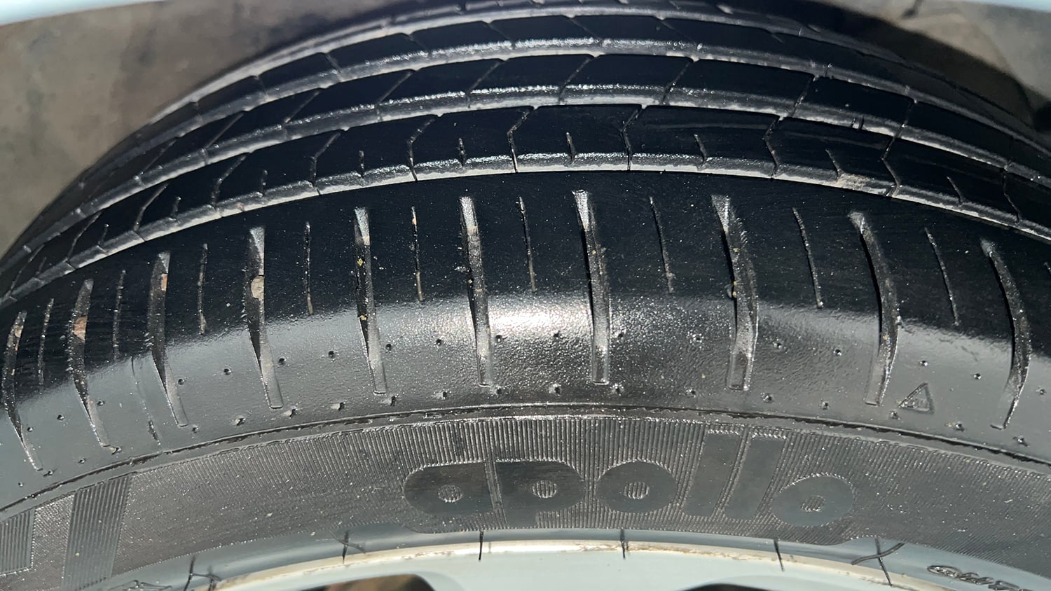 Used 2022 Maruti Suzuki Baleno Zeta MT Petrol Manual tyres RIGHT FRONT TYRE TREAD VIEW