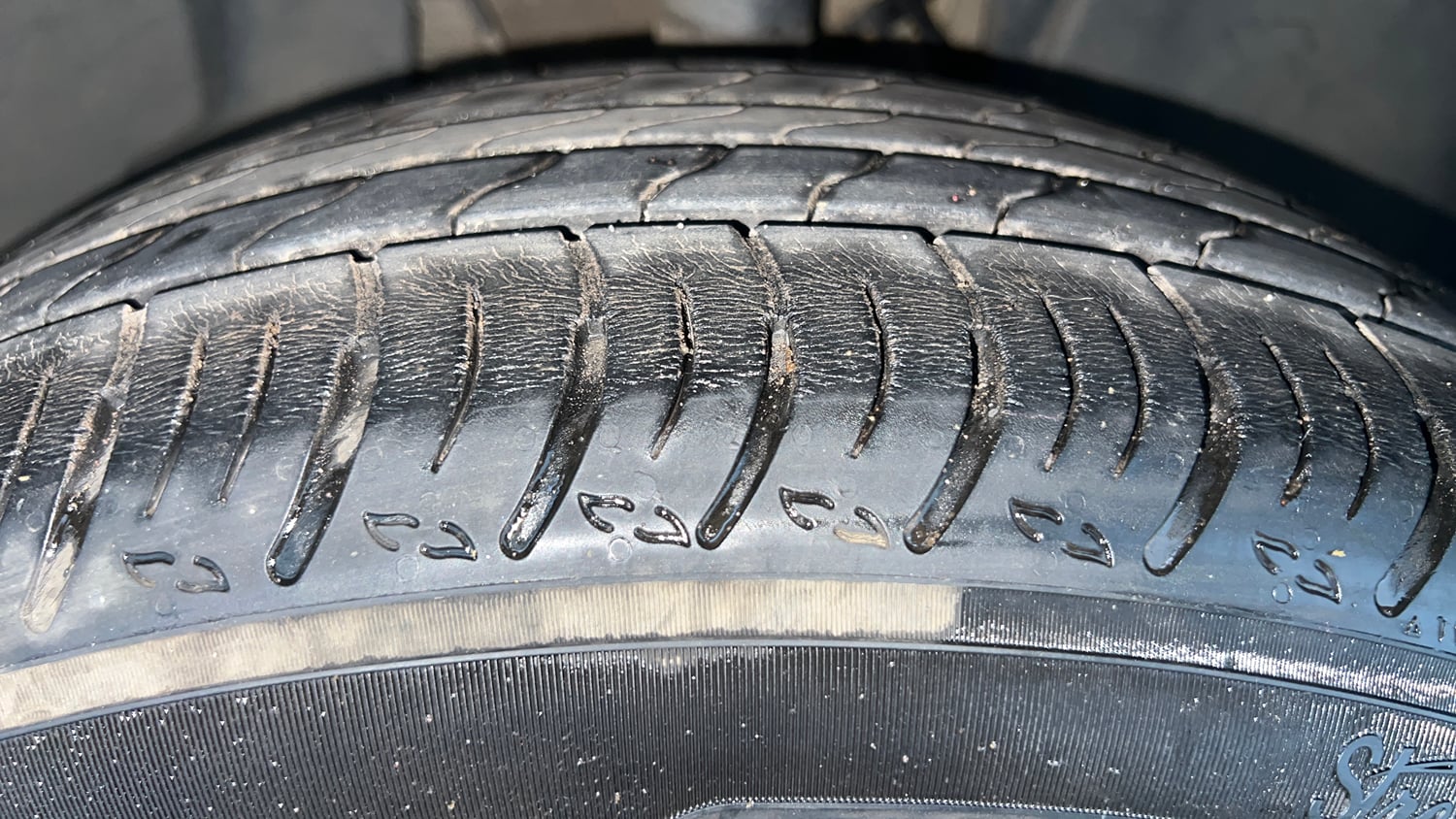 Used 2020 Tata Altroz XZ Petrol Petrol Manual tyres RIGHT FRONT TYRE TREAD VIEW