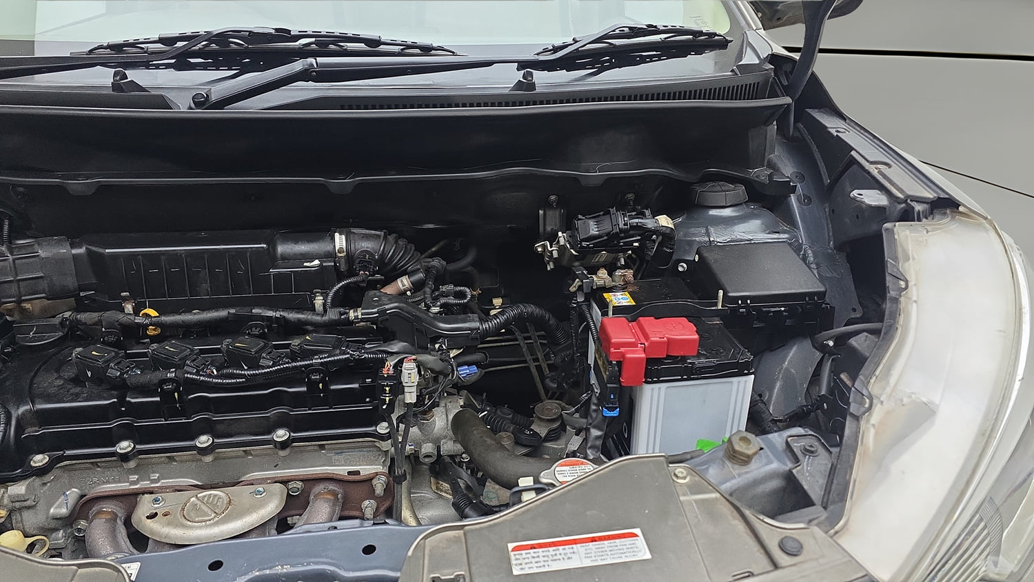 Used 2020 Maruti Suzuki New Ertiga ZXi Petrol Manual engine ENGINE LEFT SIDE HINGE & APRON VIEW