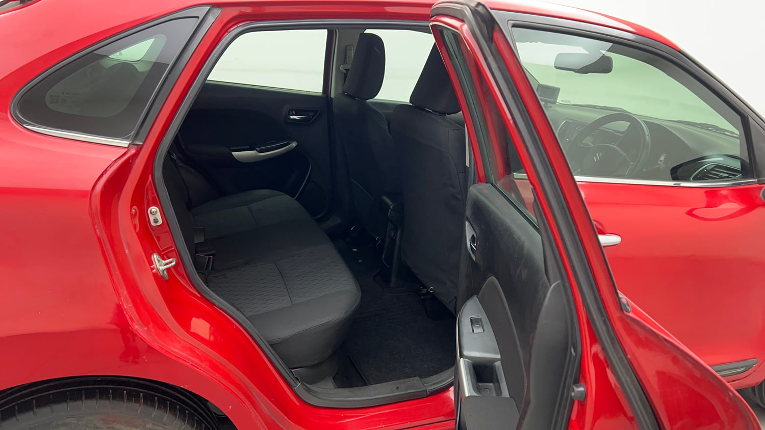 Used 2016 Maruti Suzuki Baleno Zeta 1.2 Petrol Manual interior RIGHT SIDE REAR DOOR CABIN VIEW