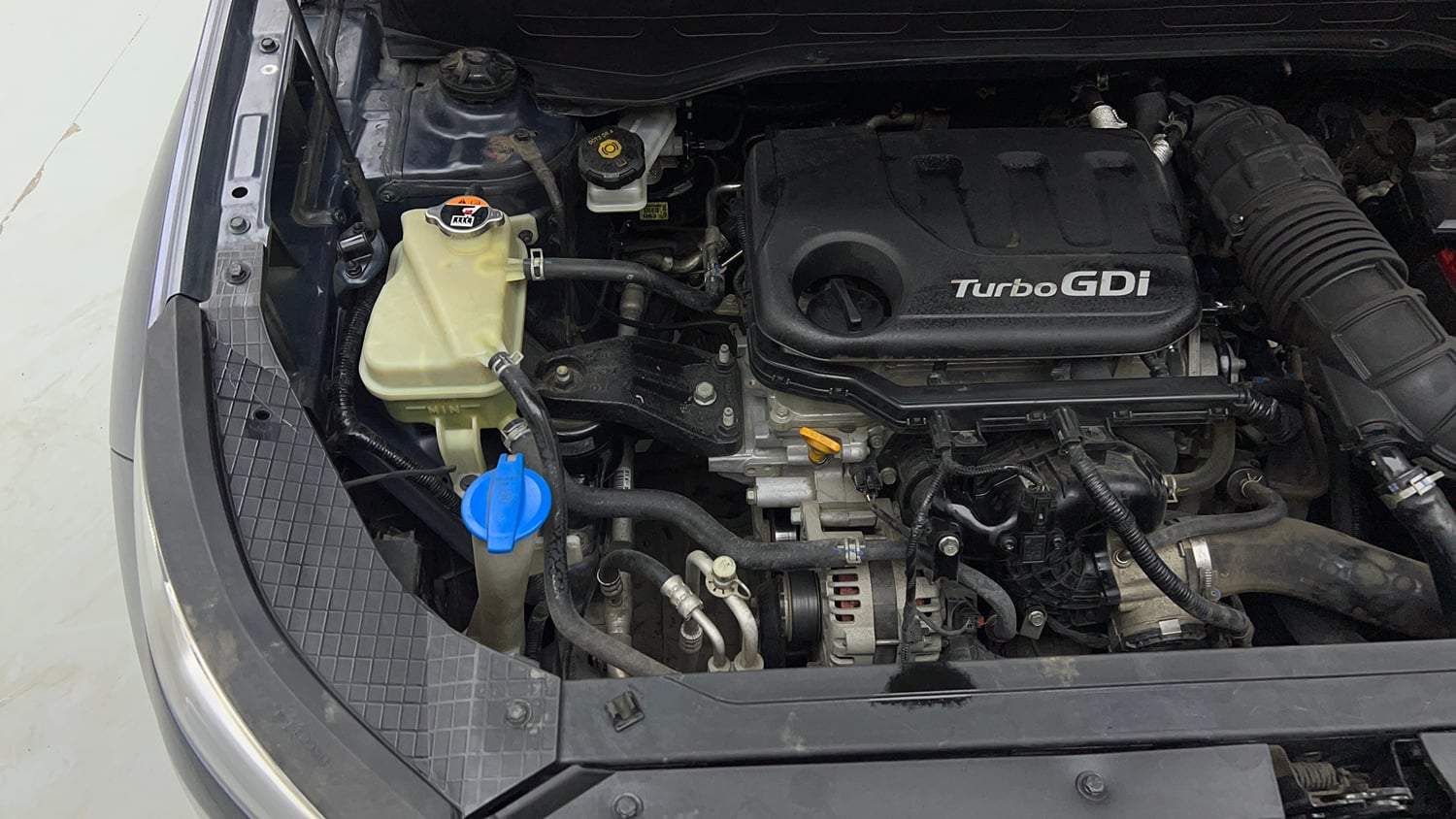 Used 2019 hyundai Venue SX 1.0 Turbo Petrol Petrol Manual engine ENGINE RIGHT SIDE VIEW