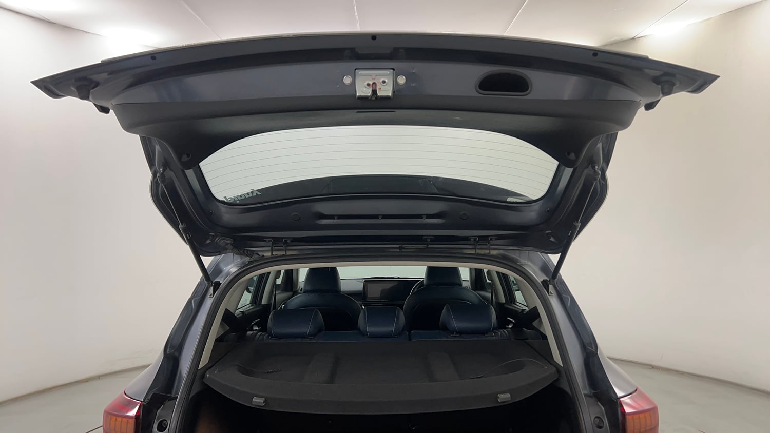 Used 2022 Kia Seltos X Line 1.4 DCT Petrol Automatic interior DICKY DOOR OPEN VIEW