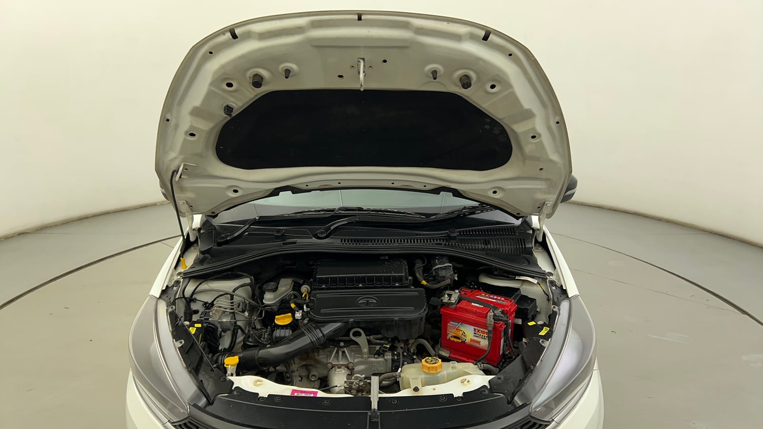 Used 2020 Tata Tiago XZ Plus Petrol Manual engine ENGINE & BONNET OPEN FRONT VIEW