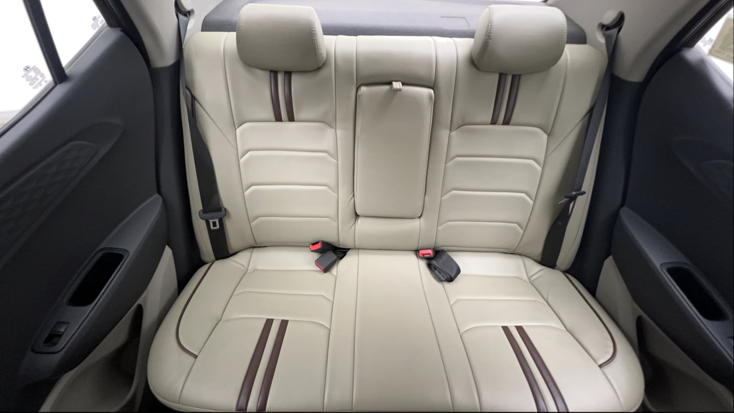 Used 2021 Hyundai Aura S 1.2 CNG Cng Manual interior REAR SEAT CONDITION VIEW