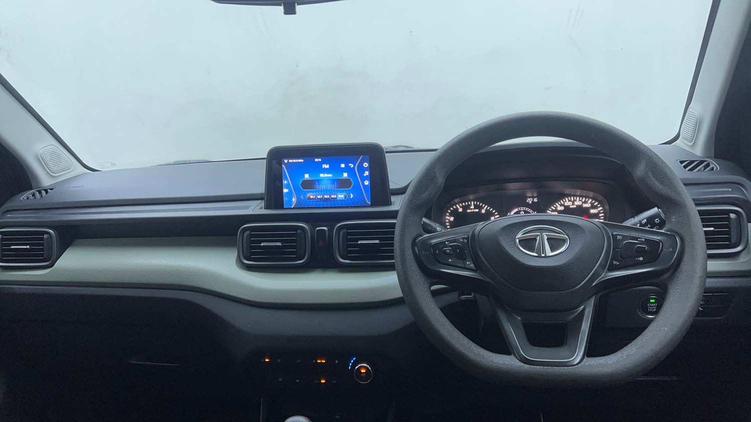 Used 2022 Tata Punch Accomplished AMT Petrol Automatic interior DASHBOARD VIEW
