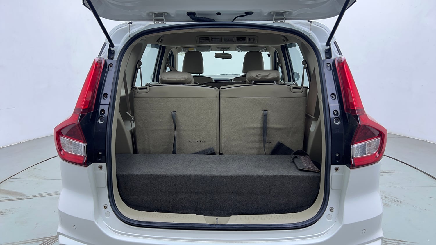 Used 2023 Maruti Suzuki Ertiga ZXi (O) CNG Cng Manual interior DICKY INSIDE VIEW