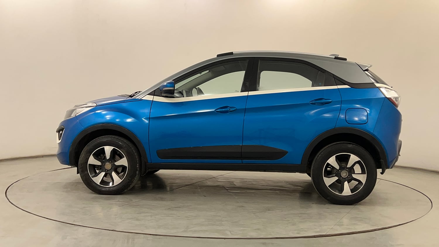 Used 2018 Tata Nexon XZ Plus Diesel Diesel Manual exterior LEFT SIDE VIEW