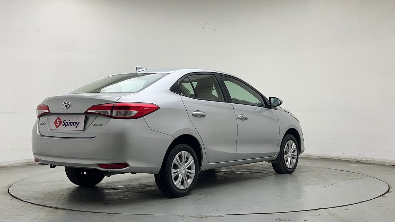 Used 2019 Toyota Yaris G CVT Petrol Automatic exterior RIGHT REAR CORNER VIEW