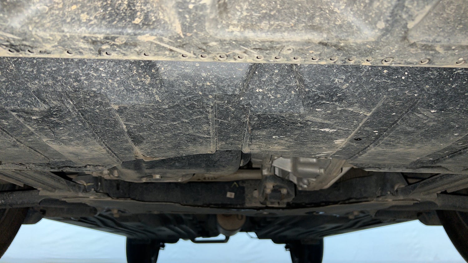 Used 2025 Maruti Suzuki Victoris ZXI+ (O) THS 2W Hybrid Automatic extra FRONT LEFT UNDERBODY VIEW