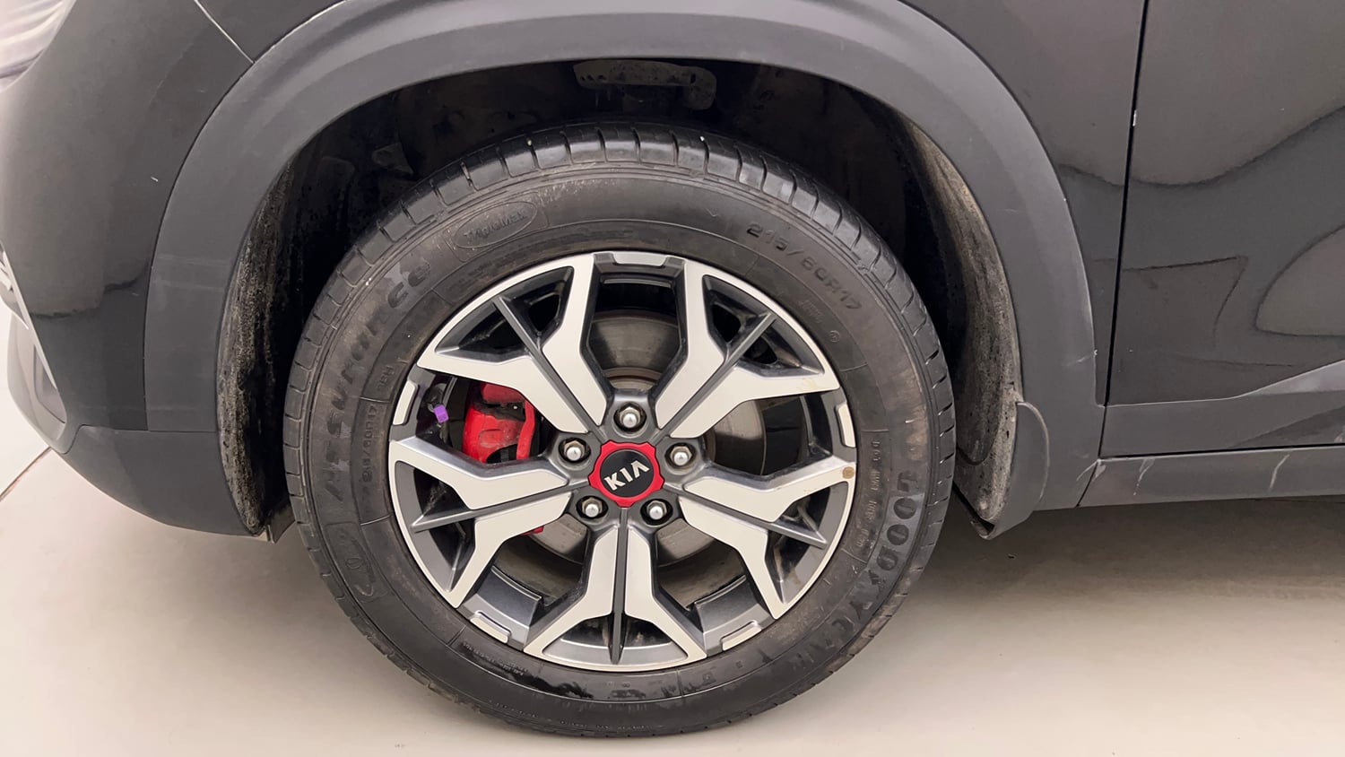 Used 2020 Kia Seltos GTX Plus 1.4 Petrol Manual tyres LEFT FRONT TYRE RIM VIEW