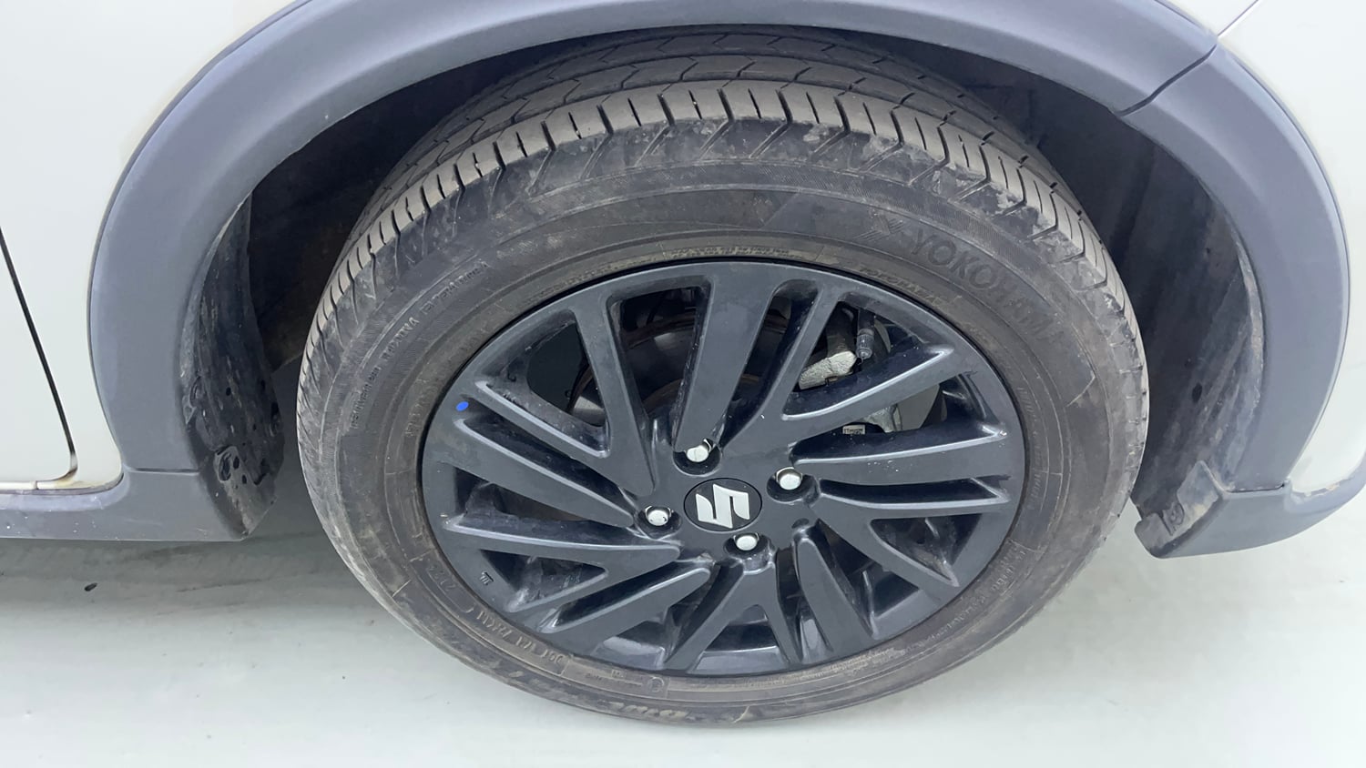 Used 2024 Maruti Suzuki Celerio ZXi Plus AMT Petrol Automatic tyres RIGHT FRONT TYRE RIM VIEW