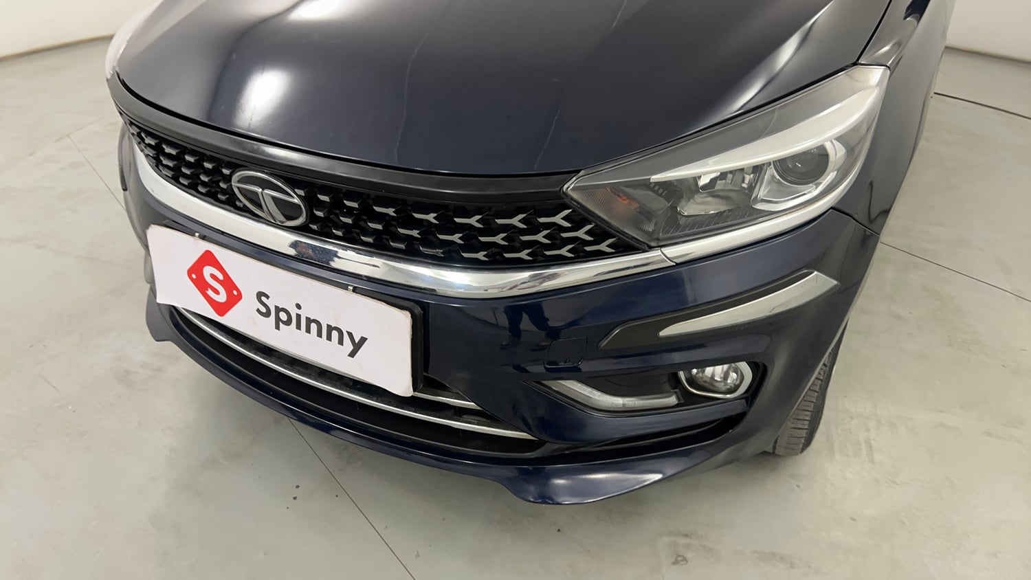 Used 2023 Tata Tigor XZ Plus CNG Cng Manual dents MINOR SCRATCH