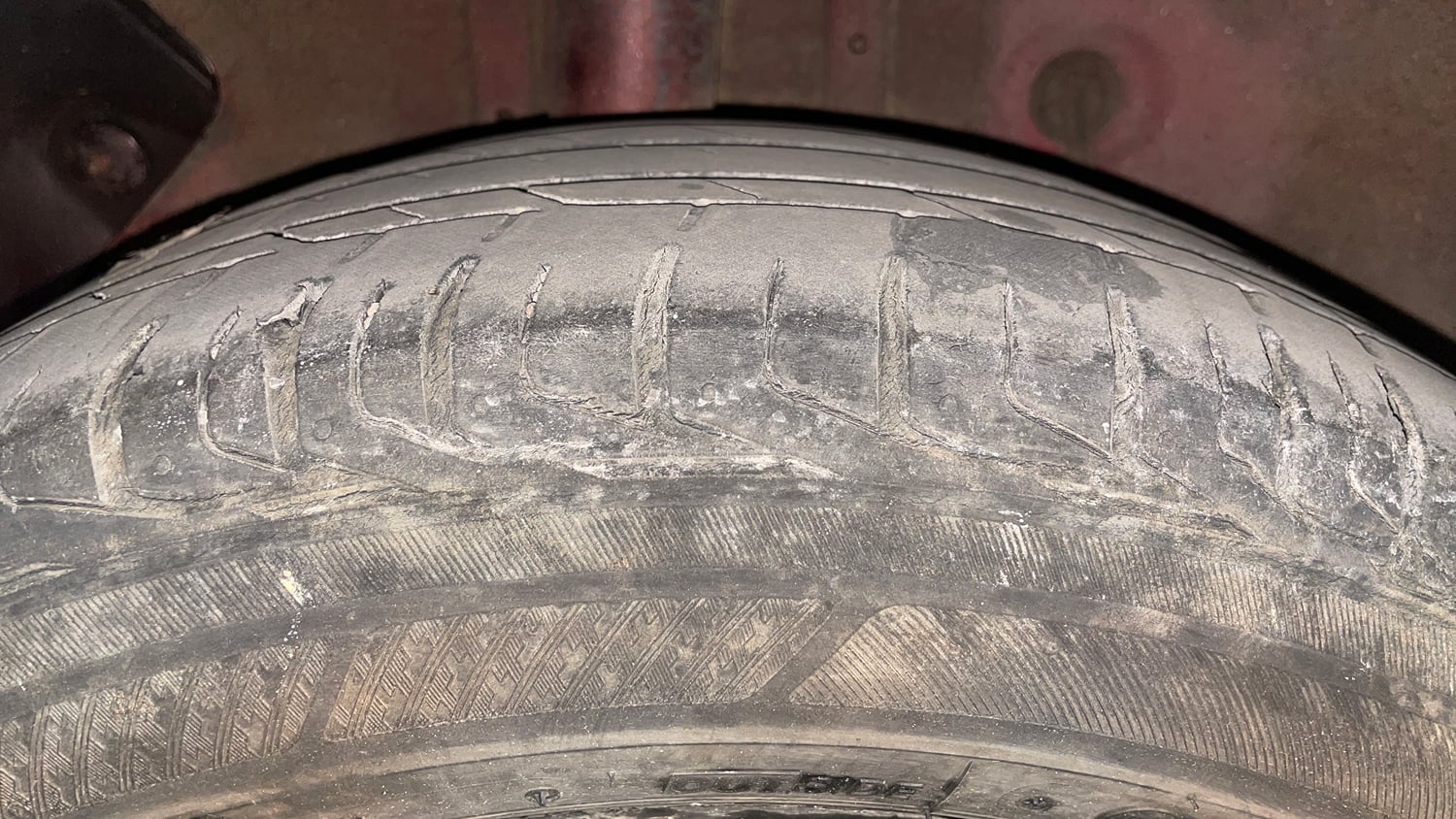 Used 2017 Hyundai Elite i20 Asta 1.2 (O) Petrol Manual tyres RIGHT REAR TYRE TREAD VIEW