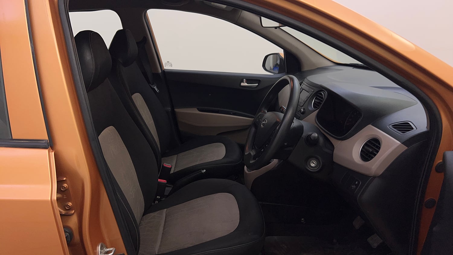 Used 2016 Hyundai Grand i10 Sportz 1.2 Kappa VTVT Petrol Manual interior RIGHT SIDE FRONT DOOR CABIN VIEW