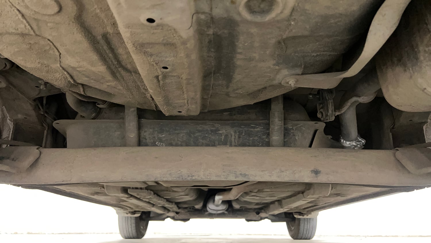 Used 2015 Hyundai Grand i10 Asta AT 1.2 Kappa VTVT Petrol Automatic extra REAR UNDERBODY VIEW (TAKEN FROM REAR)