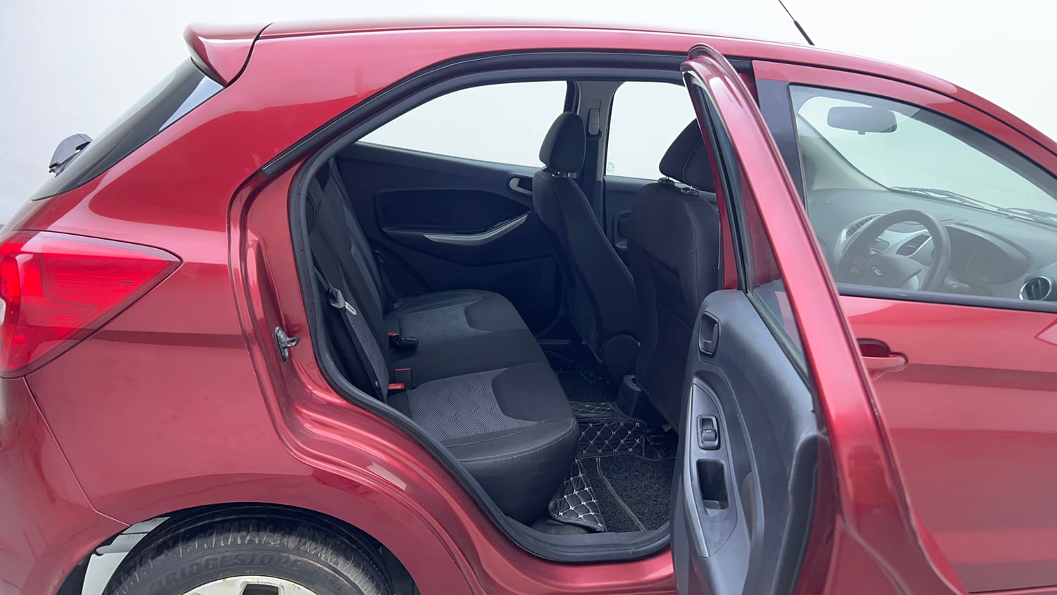 Used 2016 Ford Figo Titanium1.5 TDCi Diesel Manual interior RIGHT SIDE REAR DOOR CABIN VIEW