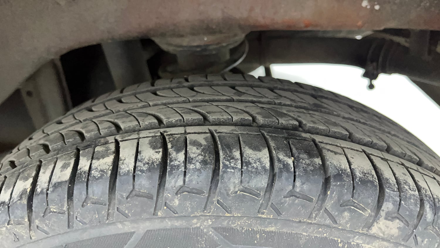 Used 2015 Maruti Suzuki Alto K10 VXi (O) Petrol Manual tyres LEFT REAR TYRE TREAD VIEW