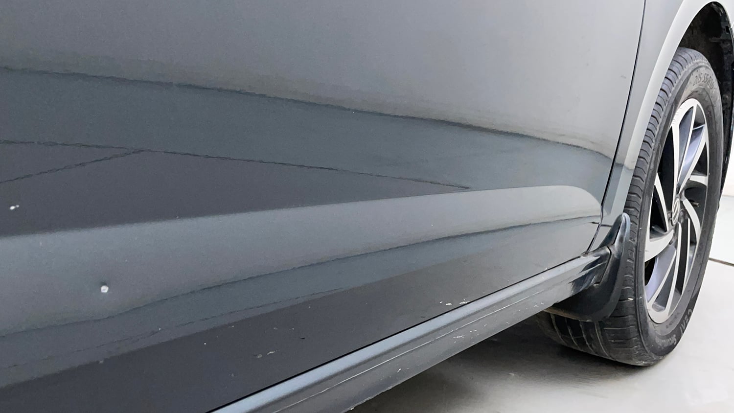 Used 2022 Volkswagen Virtus Topline 1.0 TSI AT Petrol Automatic dents MINOR SCRATCH