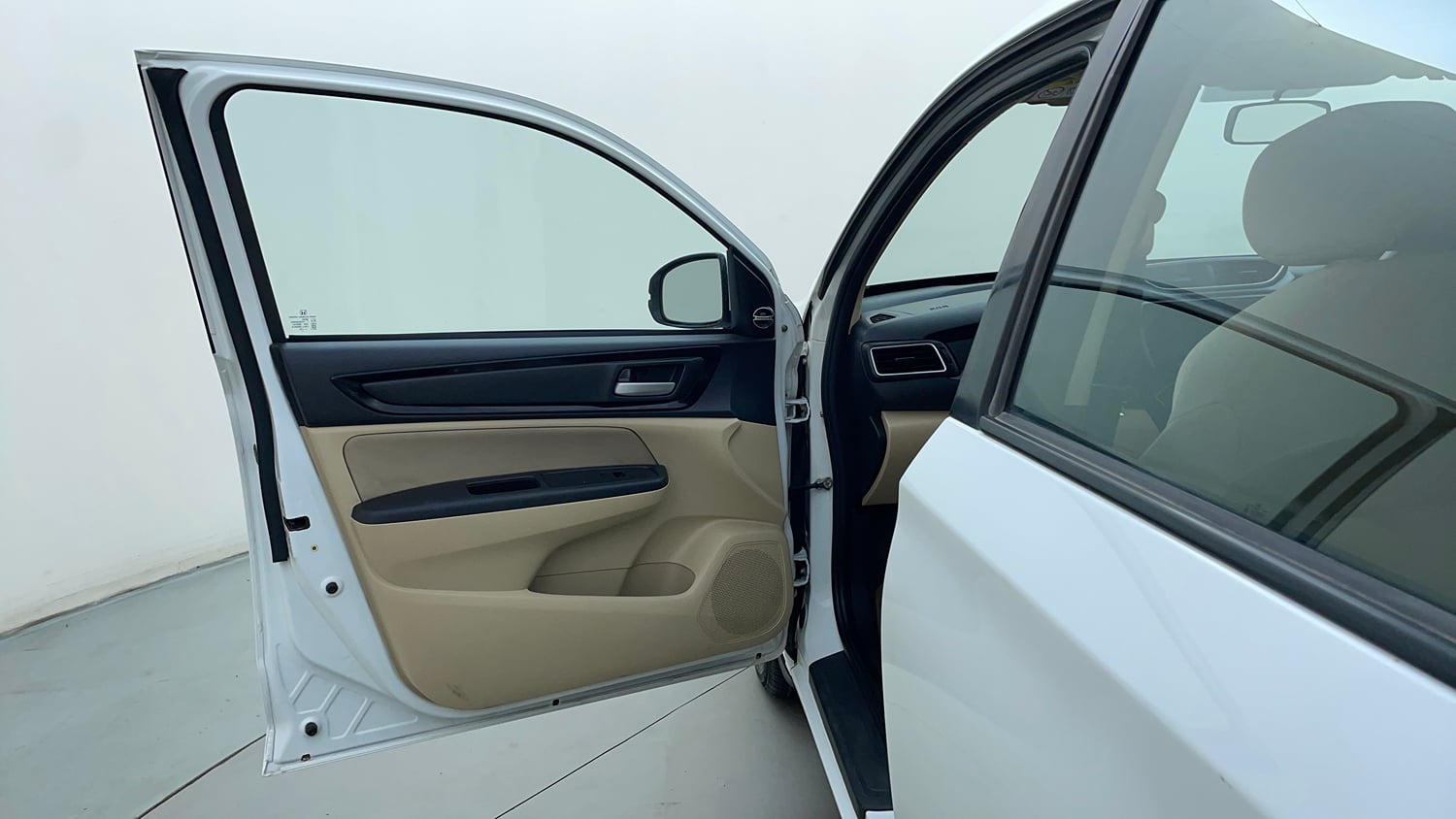 Used 2019 Honda Amaze 1.5 VX CVT Diesel Diesel Automatic interior LEFT FRONT DOOR OPEN VIEW
